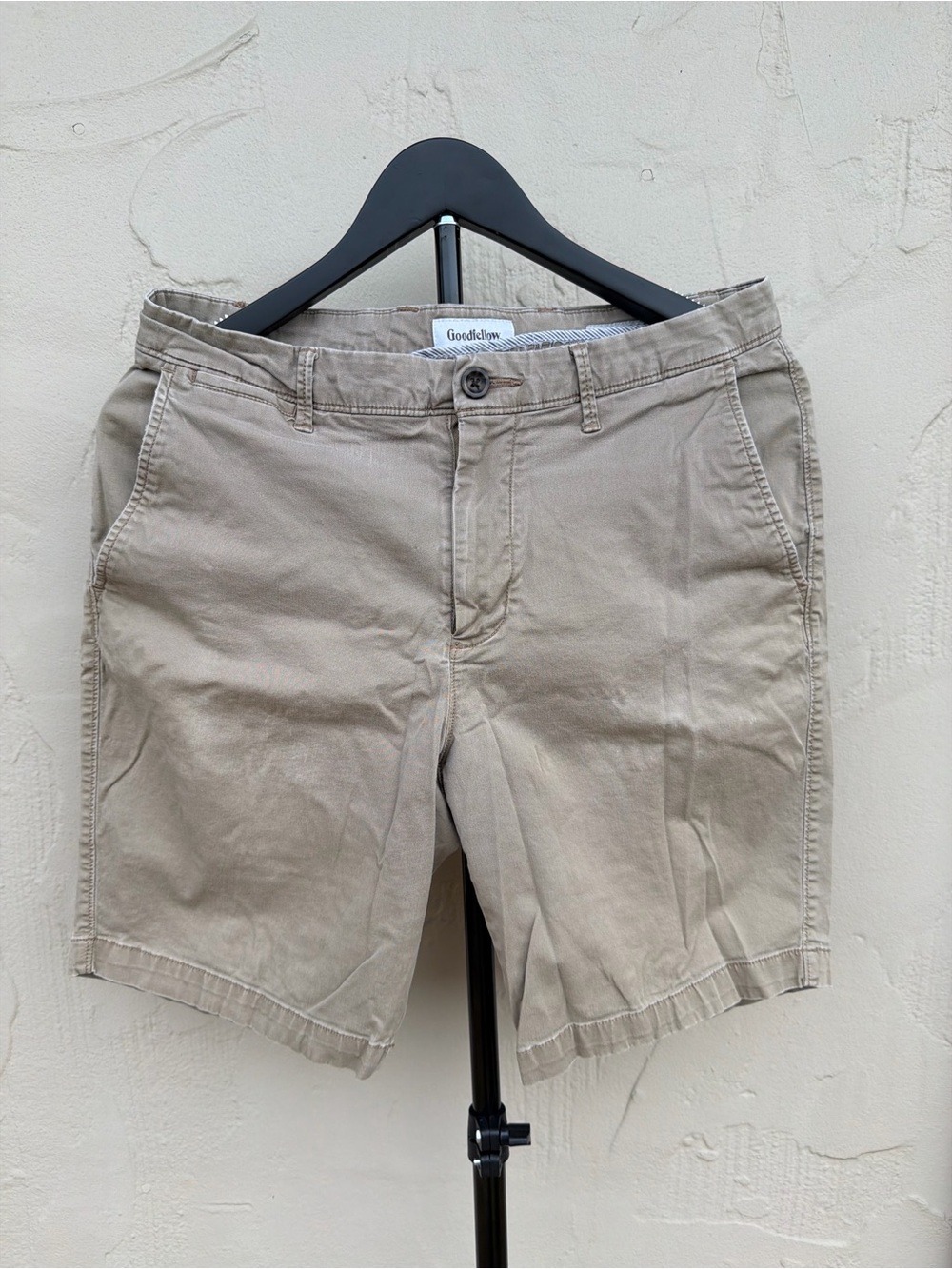Goodfellow & Co Men's Tan Flat-Front Chino Shorts